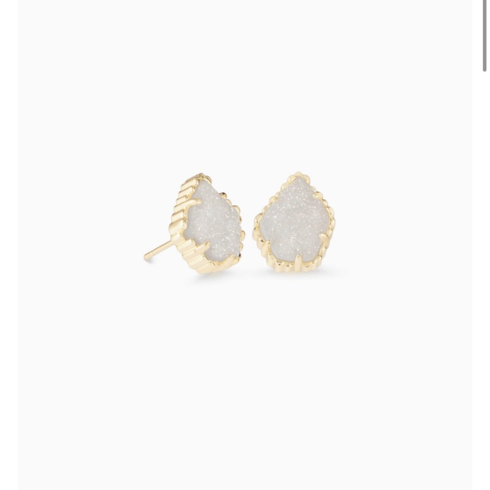 Kendra Scott earrings